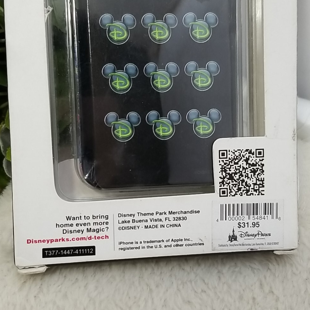 💚3/$25 NWT Disney Parks iPhone case for 3GS - Picture 4 of 4